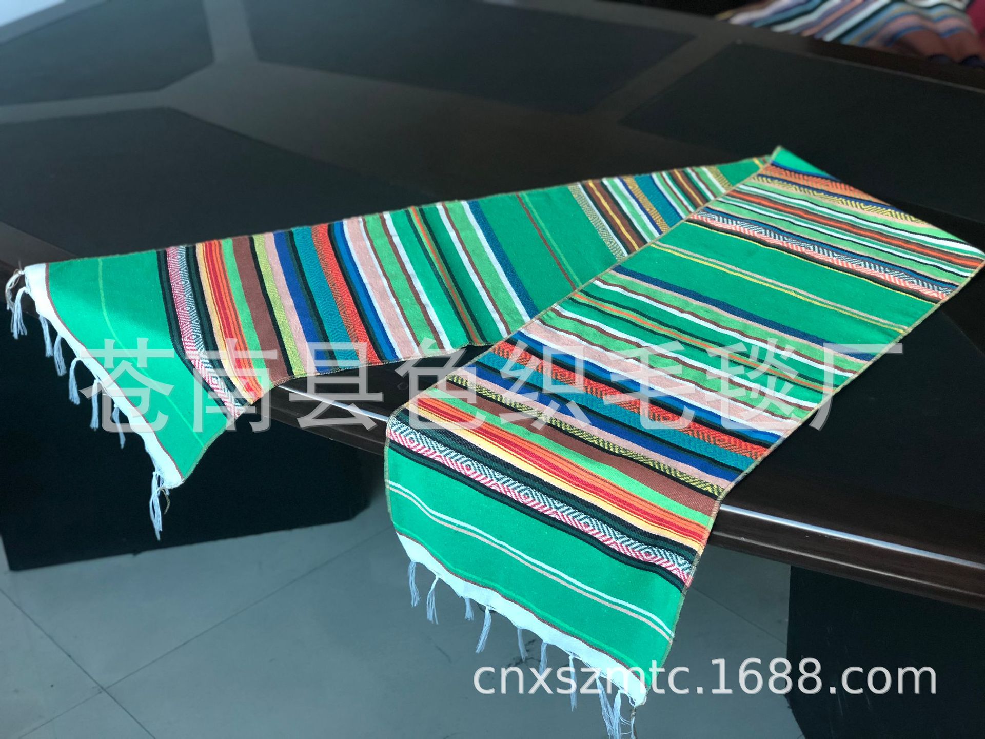 12271377965_1168832888.jpg