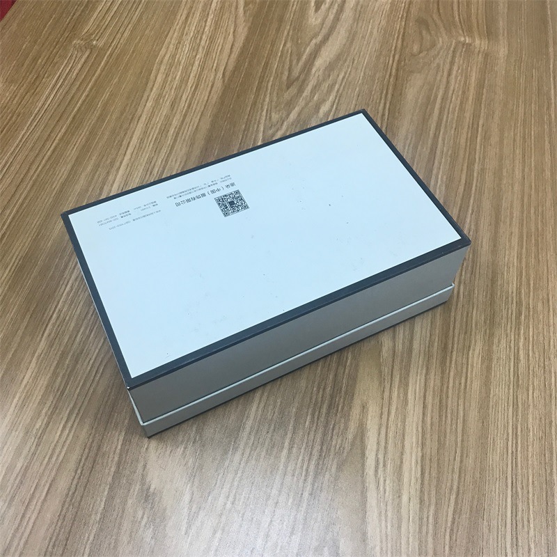 10513864851_622349557.jpg
