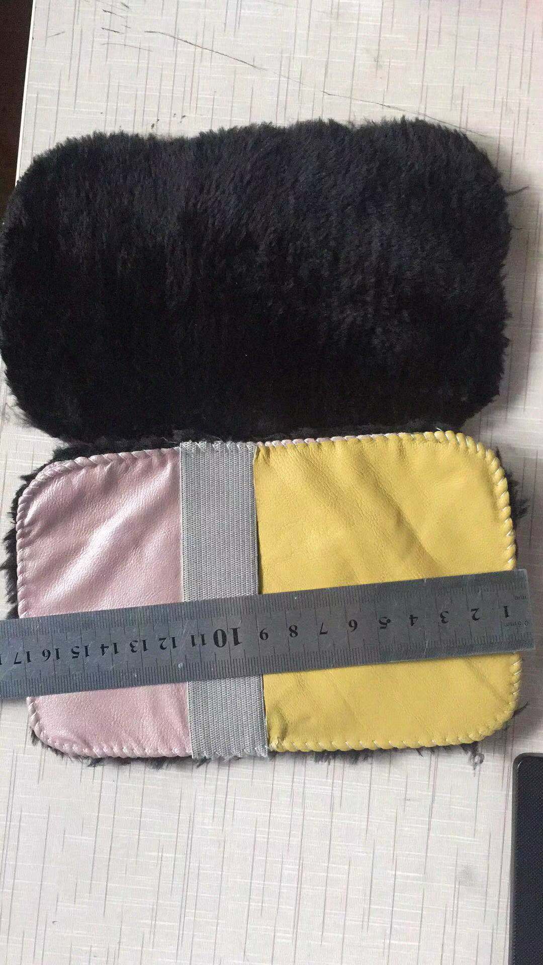 11992118373_1728680216.jpg