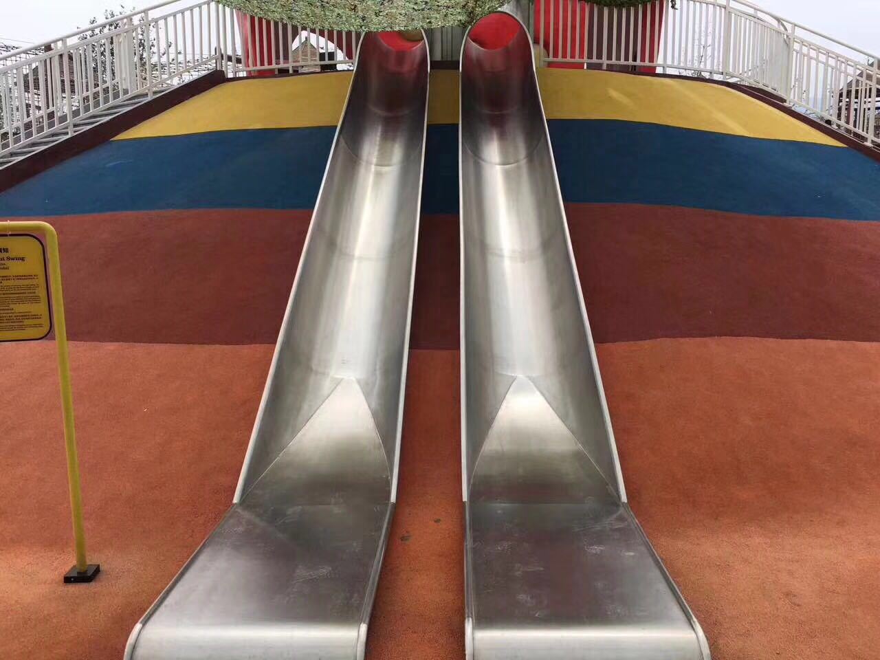 10446213992_1930061748.jpg